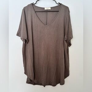 ZENANA 3X Tunic Tee Shirt Women's Dark Gray Top Curved Hem Flowy Casual